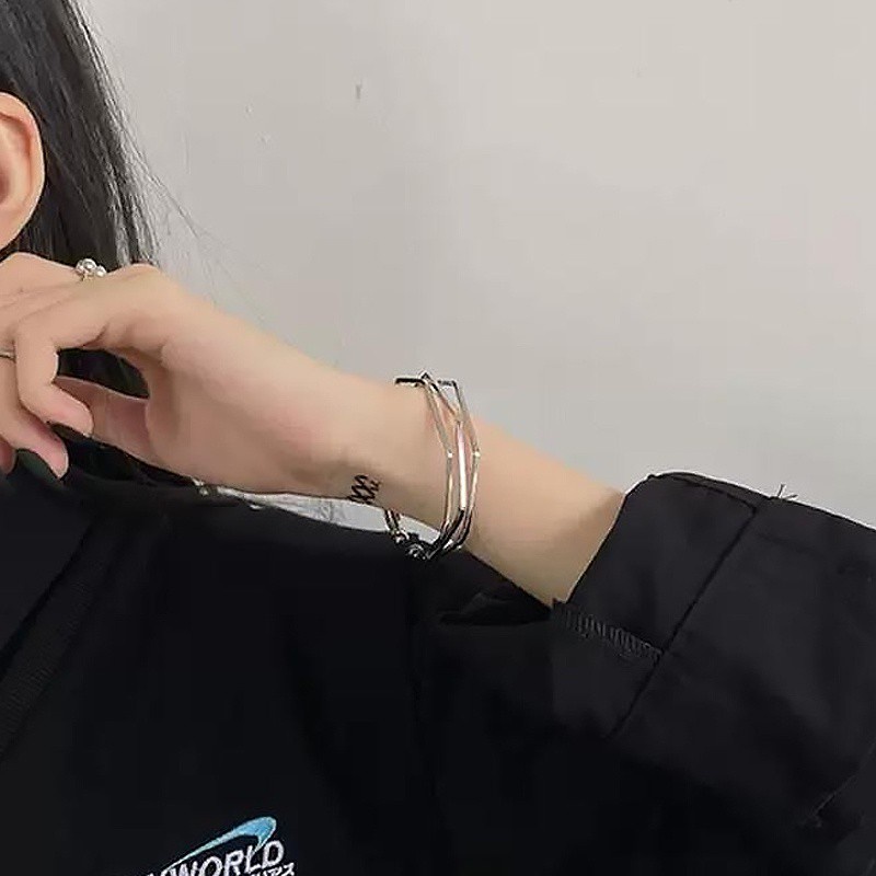 Vòng tay thép titan đính đá kim cương nhân tạo dành cho nam và nữ