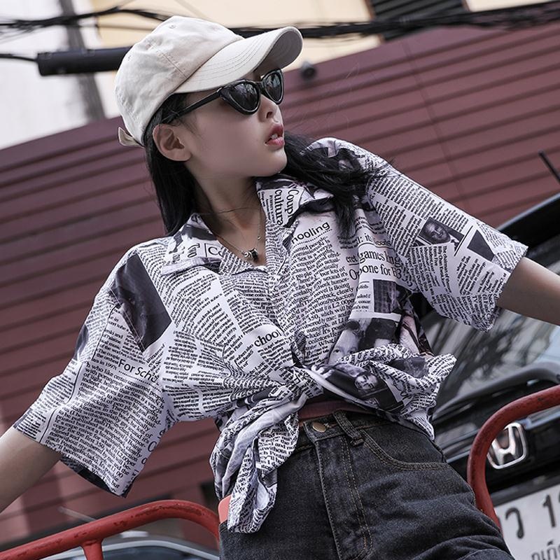 Áo thun tay ngắn dáng rộng in hình tờ báo cổ điển thời trang mùa hè cho nam