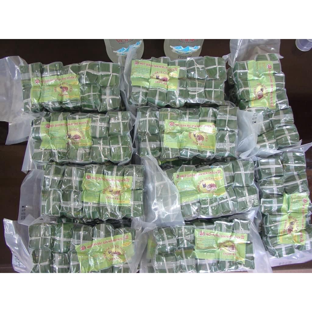 QUÀ BIẾU NEM CHUA BÌNH ĐỊNH  (1 Gói 10 chiếc)