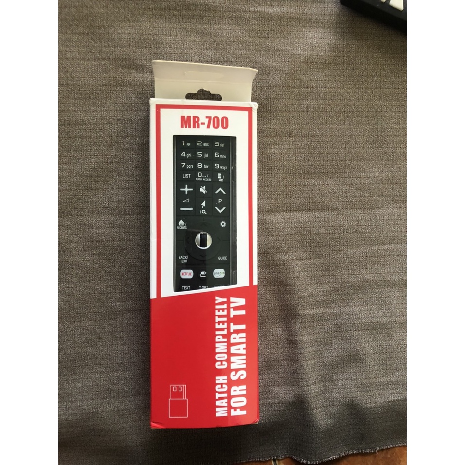 Điều khiển từ xa cho tivi LG MR 700 có cổng USB không giọng nói - Có nút bấm không giọng nói - Được tặng kèm pin