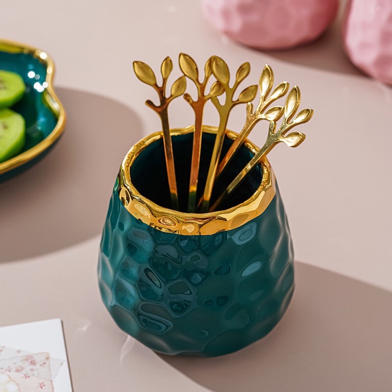 Lọ cốc sứ đựng thìa dĩa nĩa vân sóng nước sang trọng ( tặng kèm 6 dĩa)