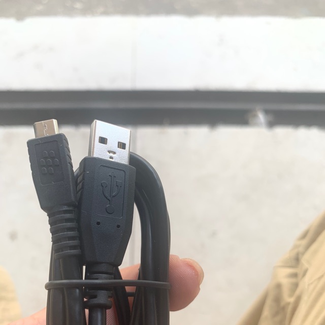 Dây usb ra micro usb của blackbery new 100% giá hạt dẻ