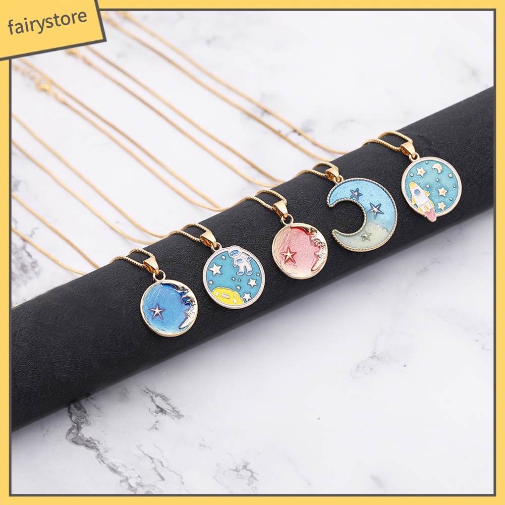 Vòng Cổ Mặt Hình Trăng Sao Xinh Xắn Cho Nữ