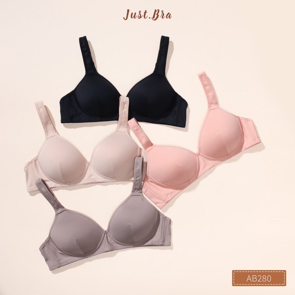 Áo ngực Just Bra có đường may giả gọng, quả ngực tròn lên form AB280