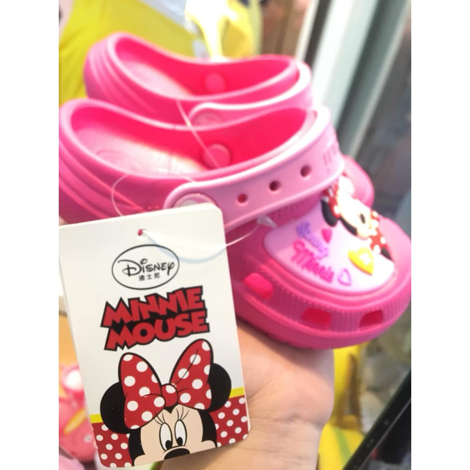 Dép sục mickey