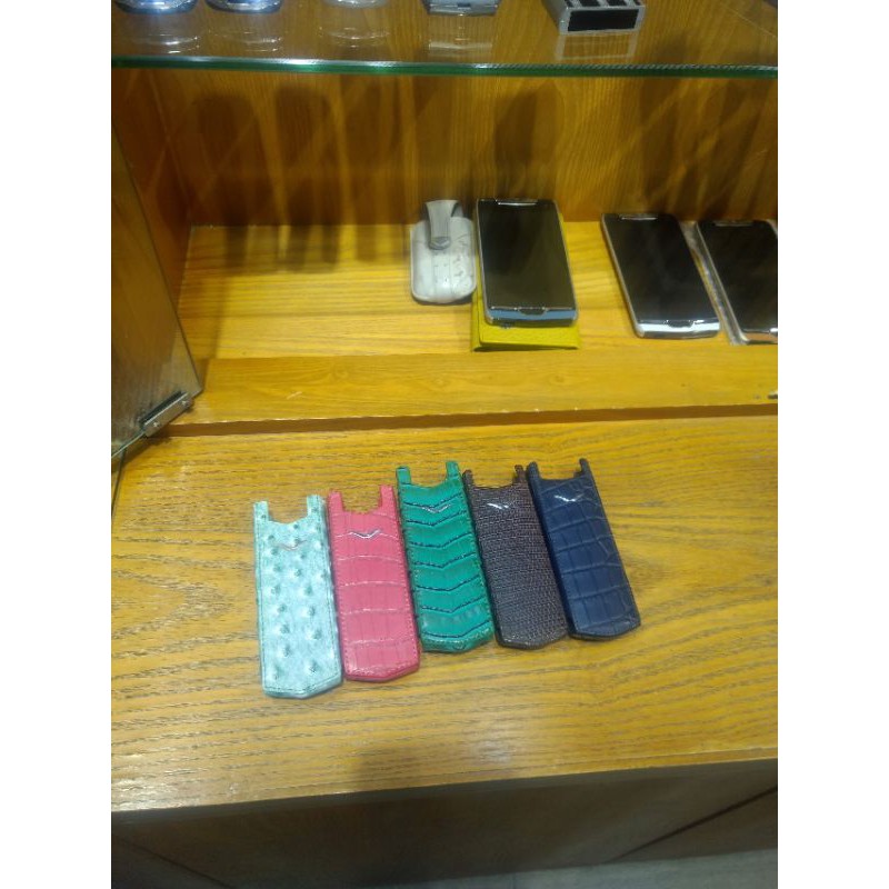 Bao da xịn xò đẳng cấp VERTU