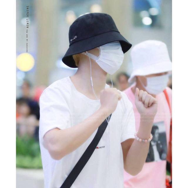 Mũ bucker BTS 1 ghim băng