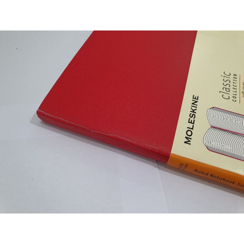 Moleskine Ruled Sổ Tay Bìa Mềm Màu Đỏ Tiện Dụng