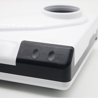 Máy hút bụi mini để bàn có đèn LED