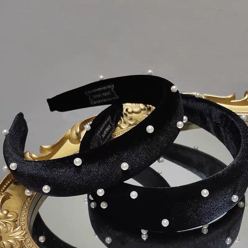 Băng Đô Nhung Đính Hạt Trai Flora - Vani Store - PKT00274