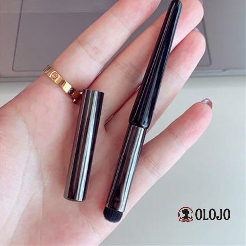 ⚜️Cọ Trang Điểm Môi Đầu Tròn Có Mũ Không Nhòe
