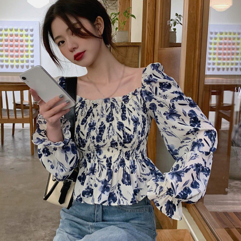Áo Kiểu Chất Chiffon Hoạ Tiết Hoa Thiết Kế Cổ Vuông Nữ Tính