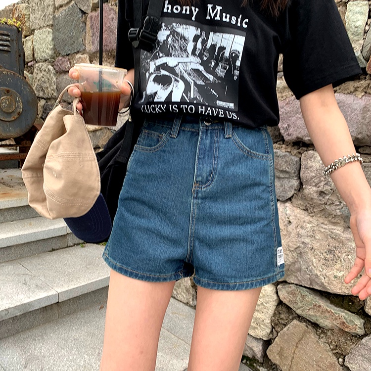 Quần Short Denim Huy Hiệu Nhỏ Bên 52814