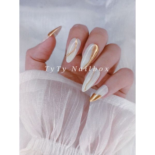 Móng tay giả thiết kế TyTy Nailbox hộp 10 móng kèm keo dũa