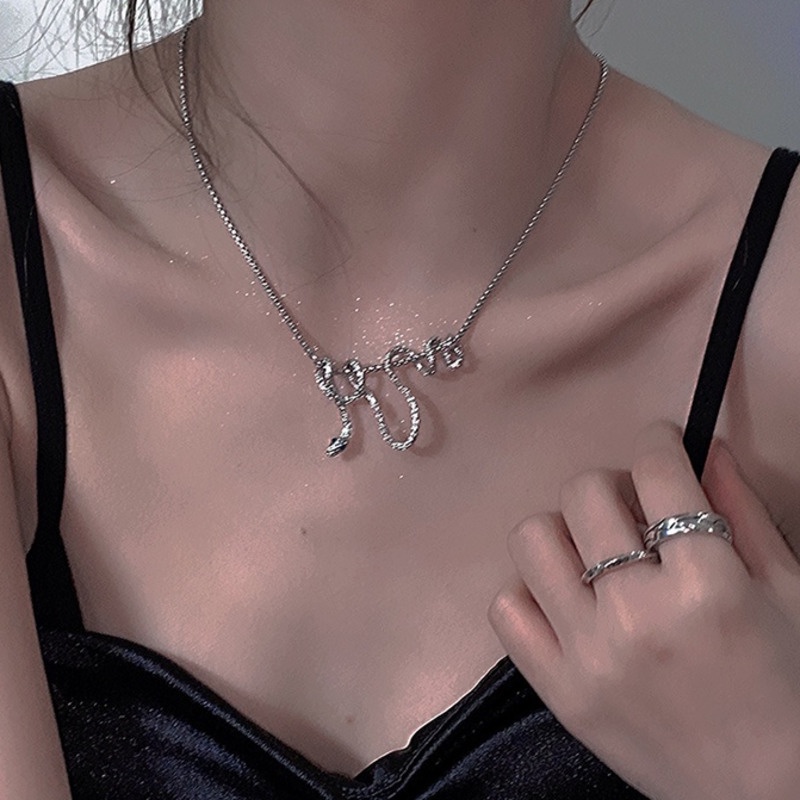 Vòng cổ Hình Rắn Thời Trang Đường Phố Cá Tính Cho Nam Nữ