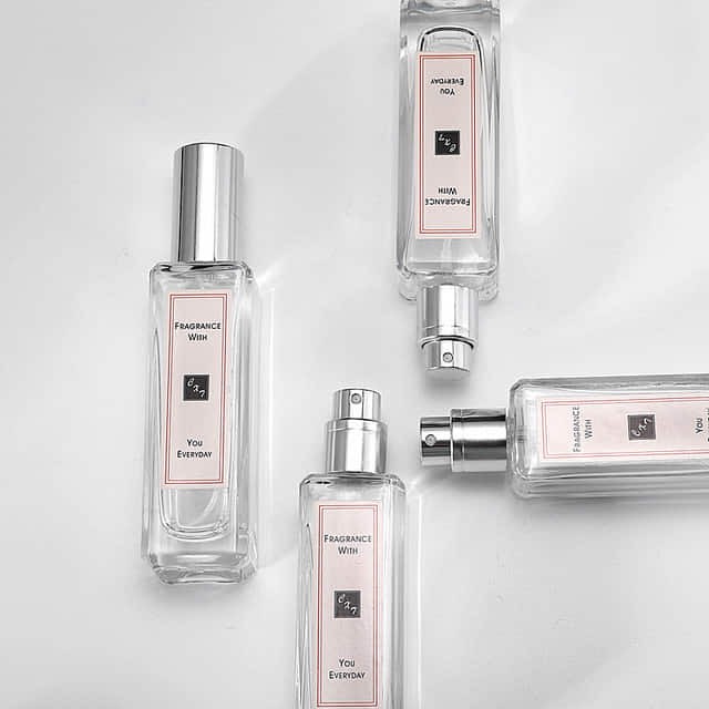 CHAI NƯỚC HOA VUÔNG NẮP BẠC PHONG CÁCH JO MALONE 30ml