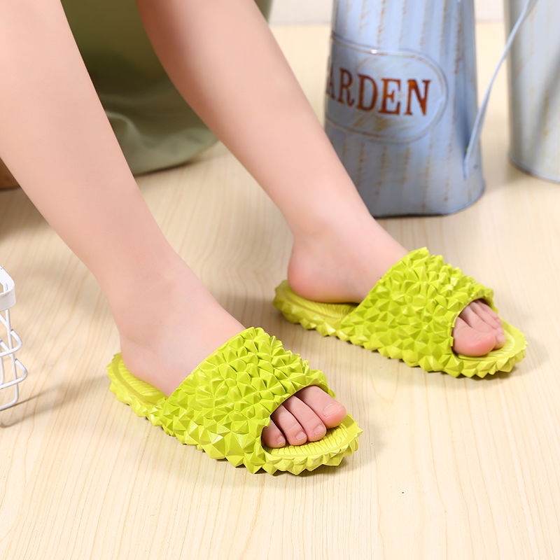 Dép sandal Đế Mềm Chống Trượt Hình Trái Sầu Riêng Màu Đỏ Dễ Thương Cho Bé Trai Và Bé Gái