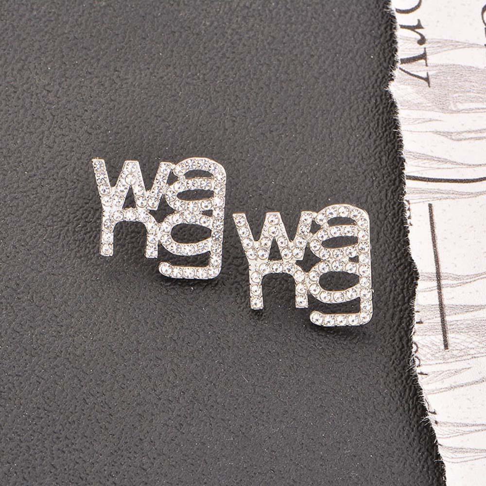 Ghim Cài Áo Hợp Kim Họa Tiết Hoạt Hình Đơn Giản Cho Nữ