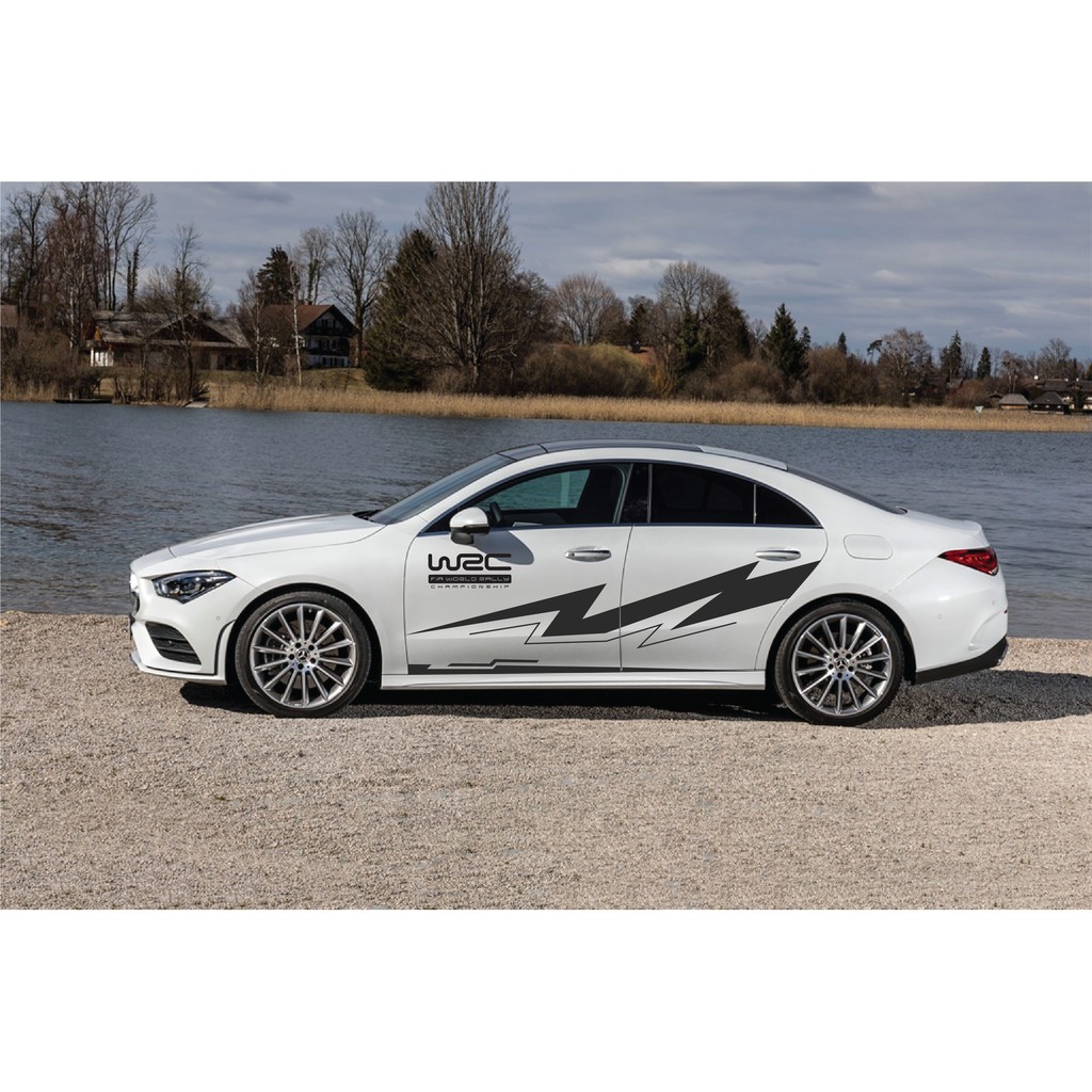 Tem dán xe ô tô Mercedes phong cách thể thao