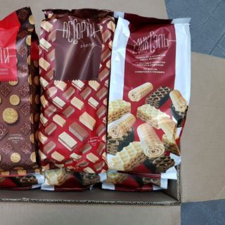 Bánh xốp Saratov 650g