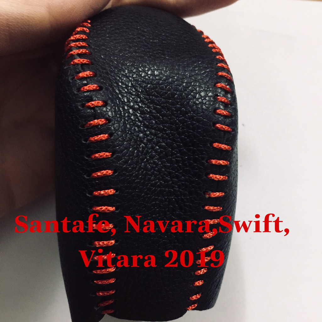 Bọc cần số da thật xe Nissan Xtrail, Navara, Santafe 2019, Swift, Vitara - chỉ đỏ.