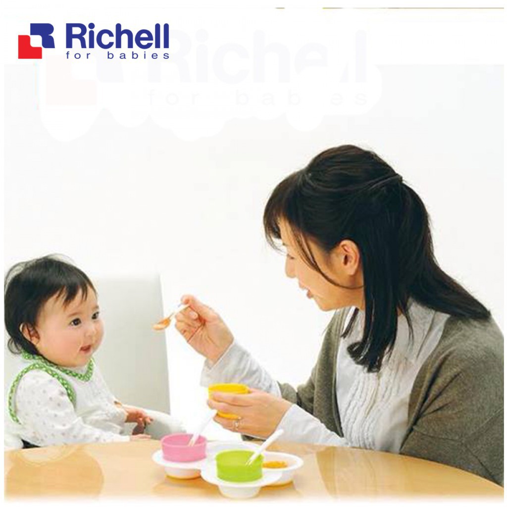 Set ăn dặm khởi đầu Richell Nhật Bản