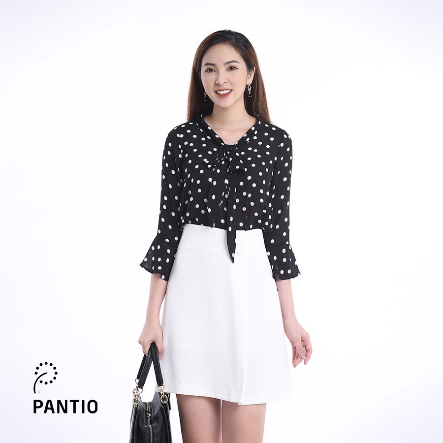 Áo sơ mi chất liệu lụa cát họa tiết chấm bi cánh tay bánh bèo FAS52566 - PANTIO