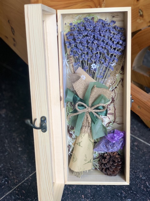 Hộp quà hoa lavender | BigBuy360 - bigbuy360.vn