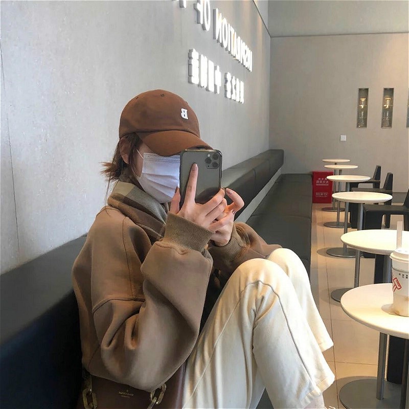 Mũ lưỡi trai bóng chày thêu chữ B màu cà phê phong cách Hàn Quốc thời trang xuân thu thường ngày dễ phối đồ dành cho nữ
