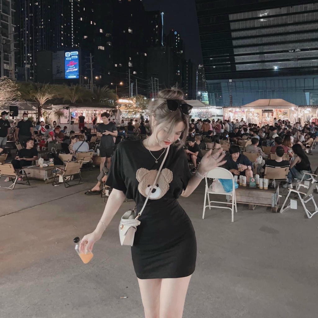 Đầm nữ thời trang mặc đi chơi chất thun borip cổ tròn thêu gấu váy chữ A màu đen