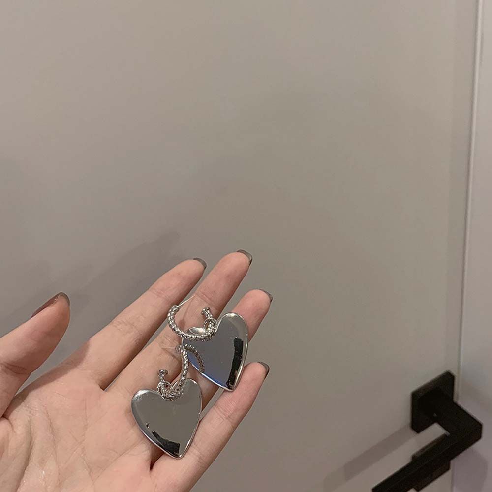 Khuyên Tai Kim Loại Hình Trái Tim Nhiều Màu Sắc Phong Cách Âu Mỹ Thời Trang Cho Nữ