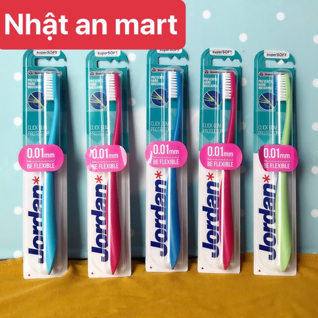 Bàn chải JORDAN CLICK GUM PROTECTOR sợi lông chải siêu mềm 0,01mm cho răng niềng(Bàn chải có thể gập đầu)