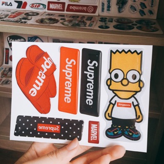 Miếng Dán Sticker Supreme xe máy, mũ bảo hiểm