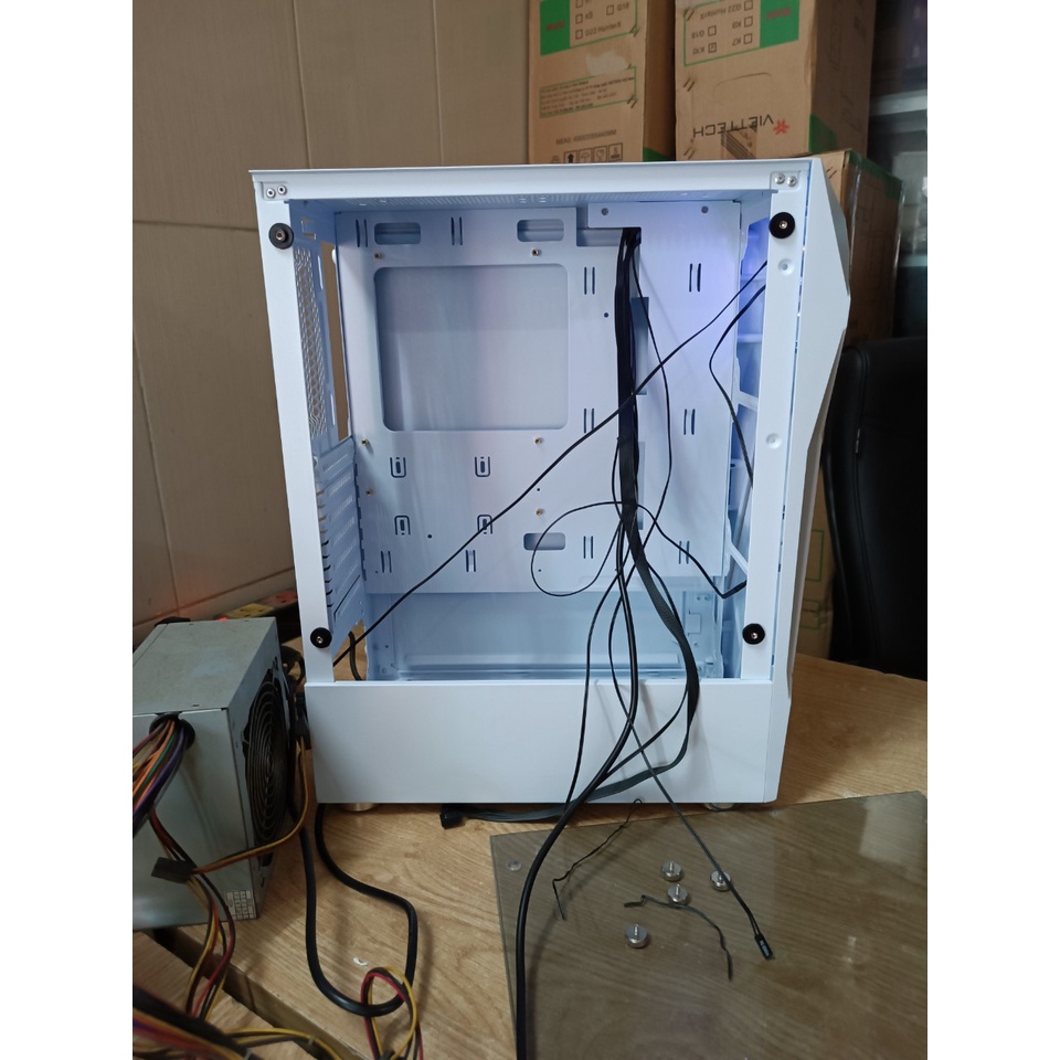 Vỏ Case máy tính gaming Viettech X5 Armata, thấu kính Tube mặt trước