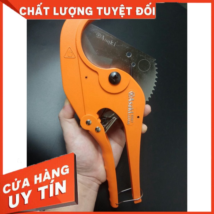 Dao cắt ống nước