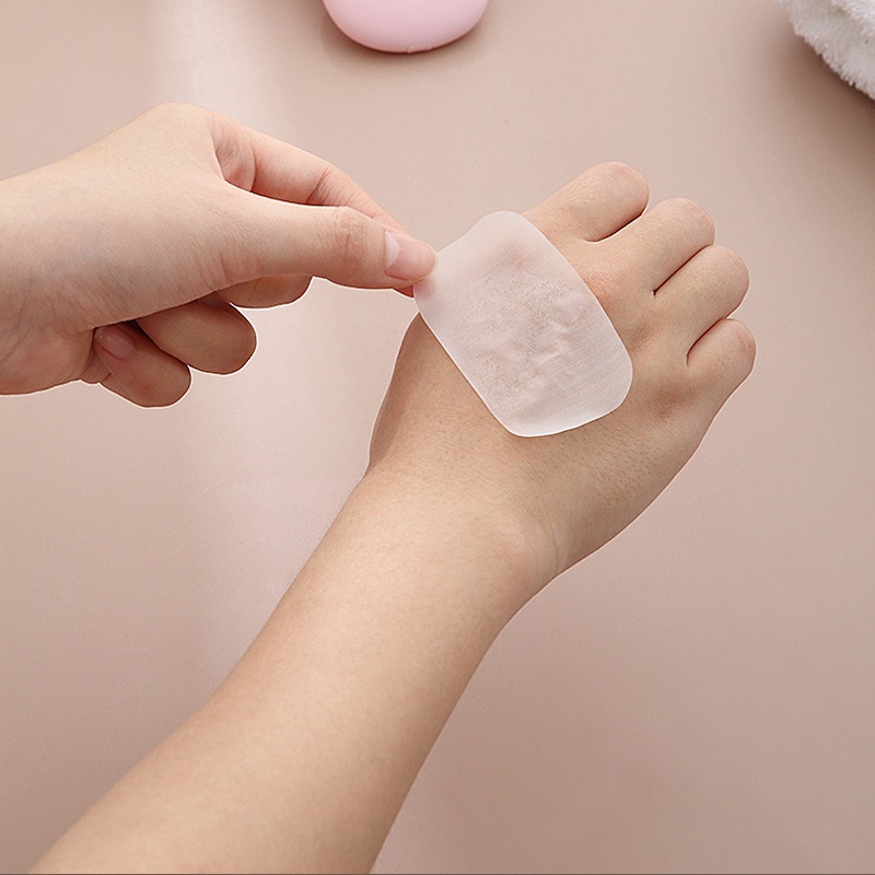 Hộp 50 Miếng Xà Phòng Giấy Rửa Ray Dùng Một Lần Hình Gấu Dễ Thương - Xà Bông Khô Bỏ Túi Đi Du Lịch