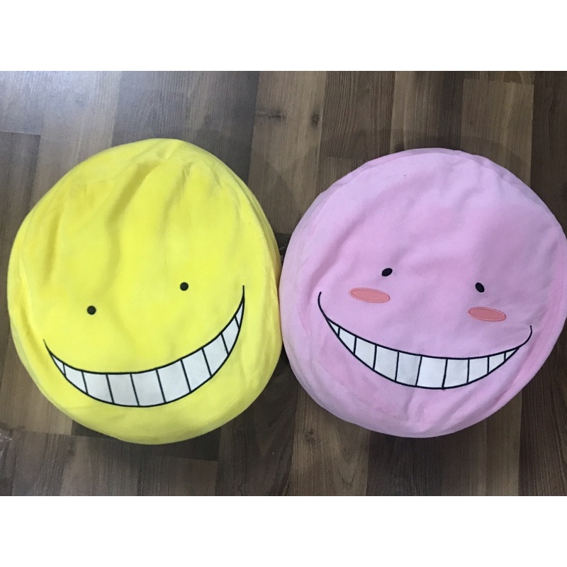 Thú nhồi bông Koro-sensei trong lớp học ám sát