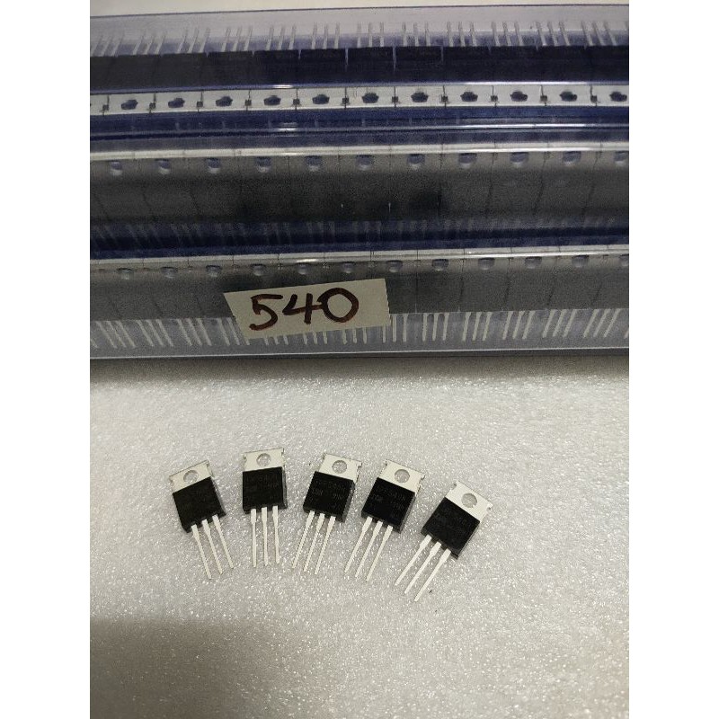 5 Con MOSFET IRF540