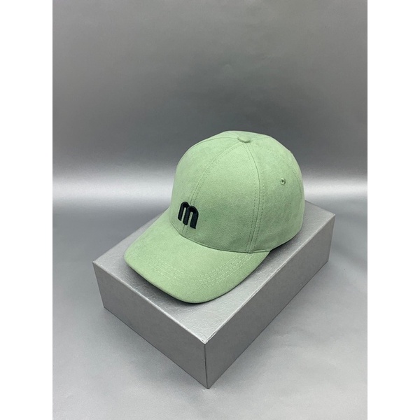 Nón kết nhung mịn chữ M