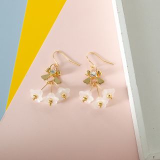 Bông Tai Hình Giả Chiếc Loa Kèm Nơ Xinh Xắn.