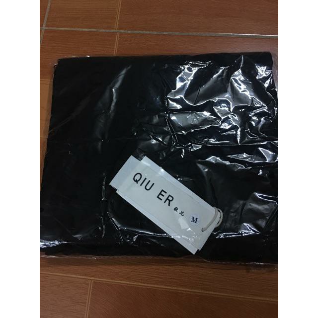 combo quần áo cho khách ( nguyễn Linh)