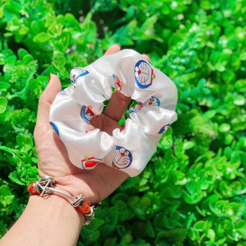 Cột buộc tóc scrunchies phi bóng họa tiết thời trang