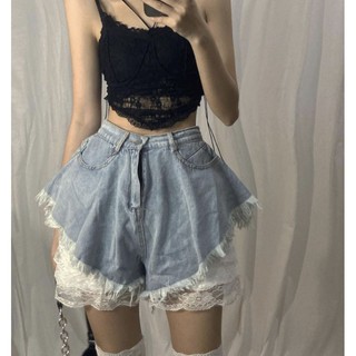 Quần jeans tùng xoè/ Quần ren trắng/ Áo ren/ Áo bra