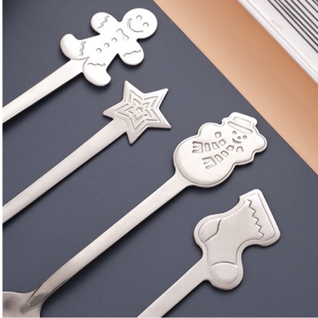 Bộ Set 4 Thìa Cafe Phong Cách Giáng Sinh - Set Quà Tặng Giáng Sinh Kèm Gift Box