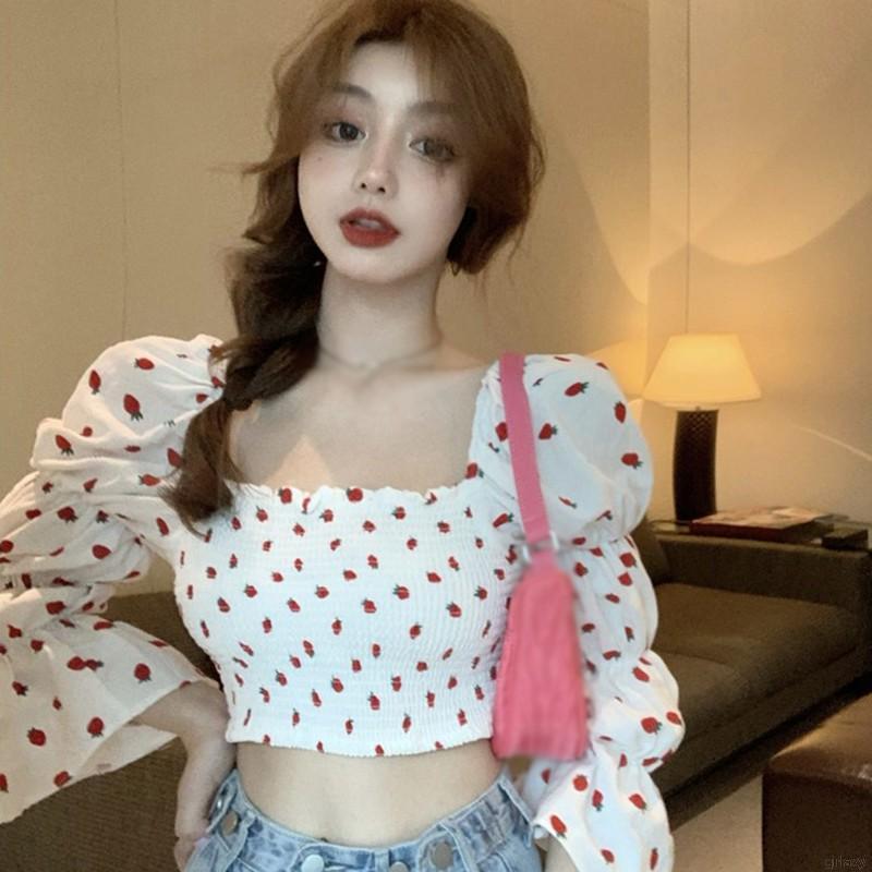 Áo kiểu cổ vuông tay dài họa tiết dâu phong cách thời trang | BigBuy360 - bigbuy360.vn