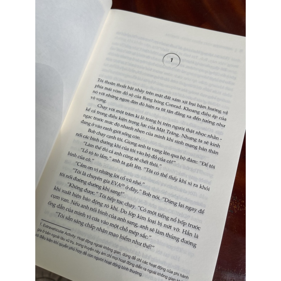 Sách -  Artemis - Cuộc chiến trên mặt trăng - Andy Weir – Lê Đình Chi dịch - Nhã Nam (Sách mới 2022)