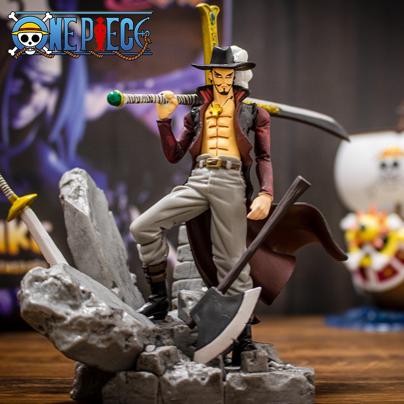 mô hình mắt diều hâu nhât vật anime onepiece