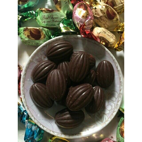 Kẹo Sôcôla hạnh nhân Việt Thái