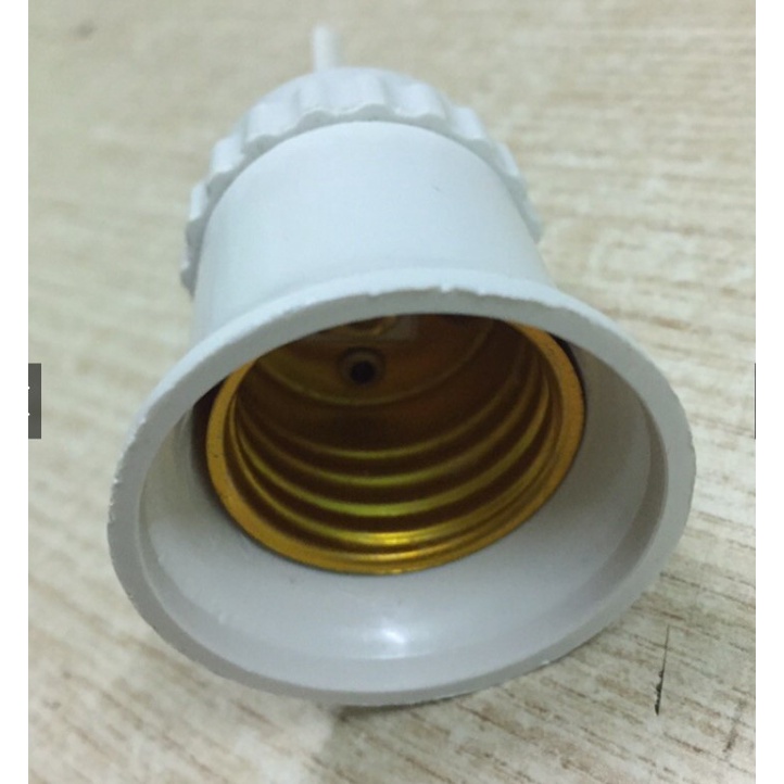 Đui (chuôi) đèn rẻ bất ngờ 1.000 tròn hình xoắn ốc làm bằng nhựa ABS cao cấp