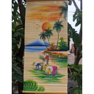Mành tre vẽ cảnh làng quê